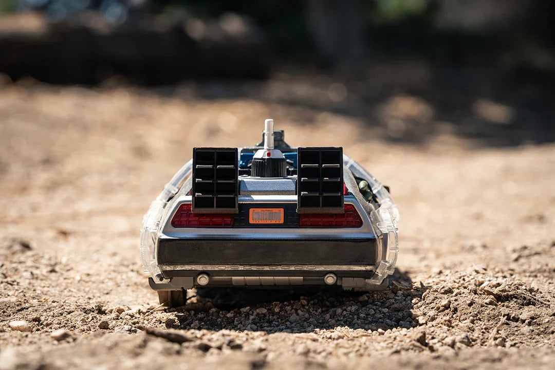 Back to the Future Part III (rail version) die-cast 1:24 scale 