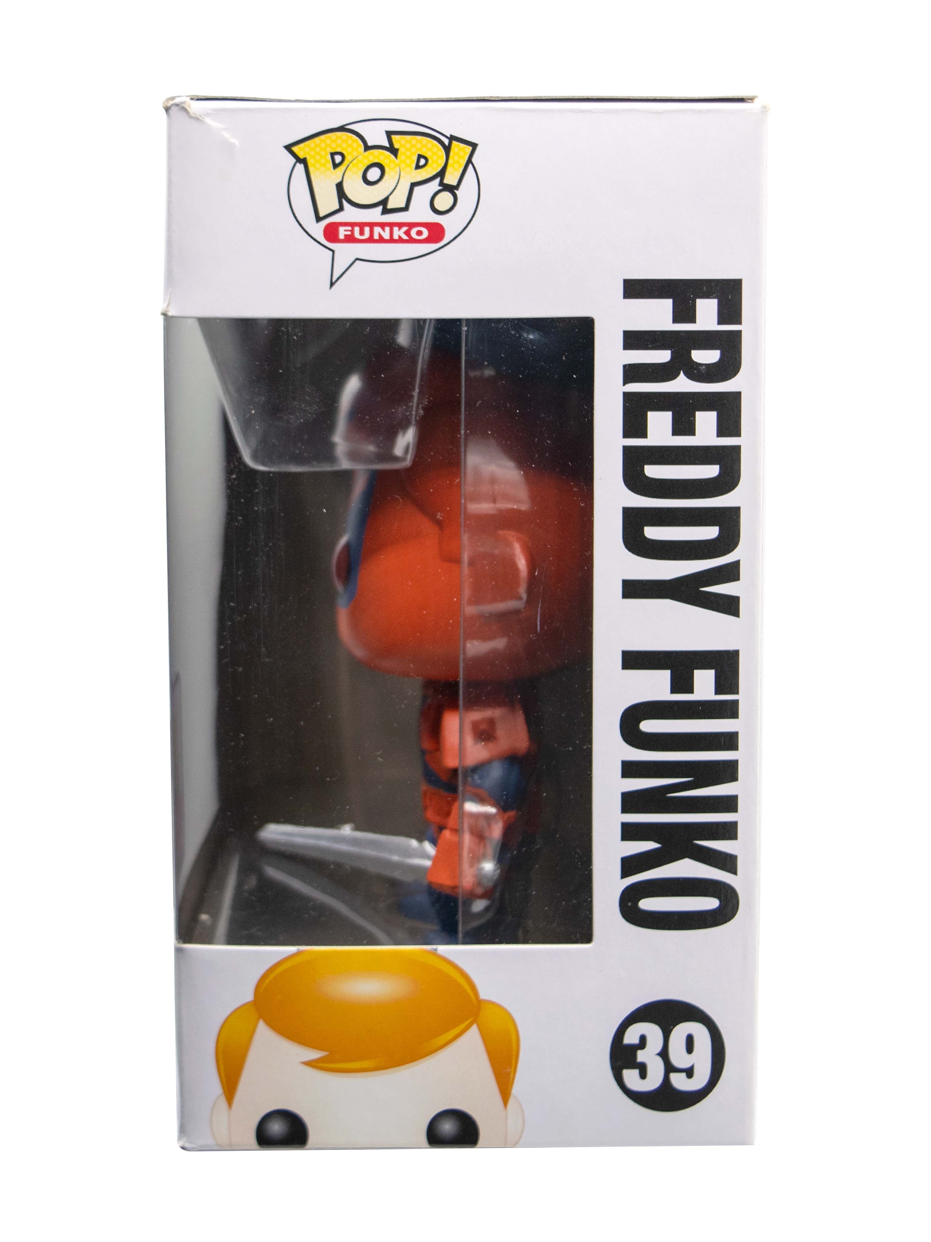 Freddy Funko (Deathstroke) 39 - 2015 SDCC Exclusive /196 Made [light damage]