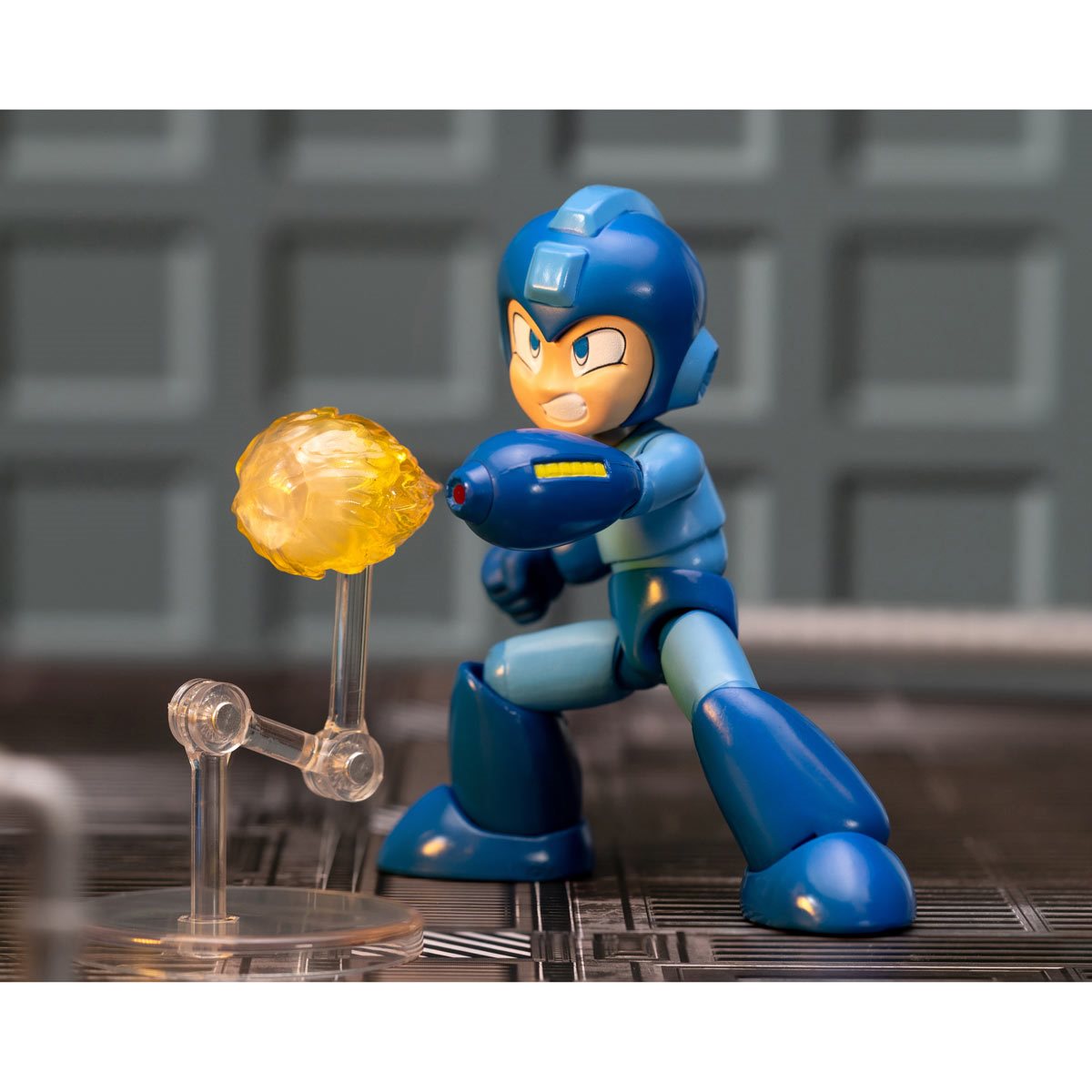 Mega Man 1:12 Scale Action Figure