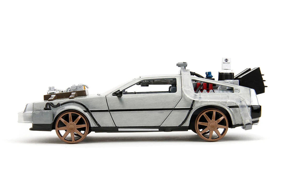 Back to the Future Part III (rail version) die-cast 1:24 scale 