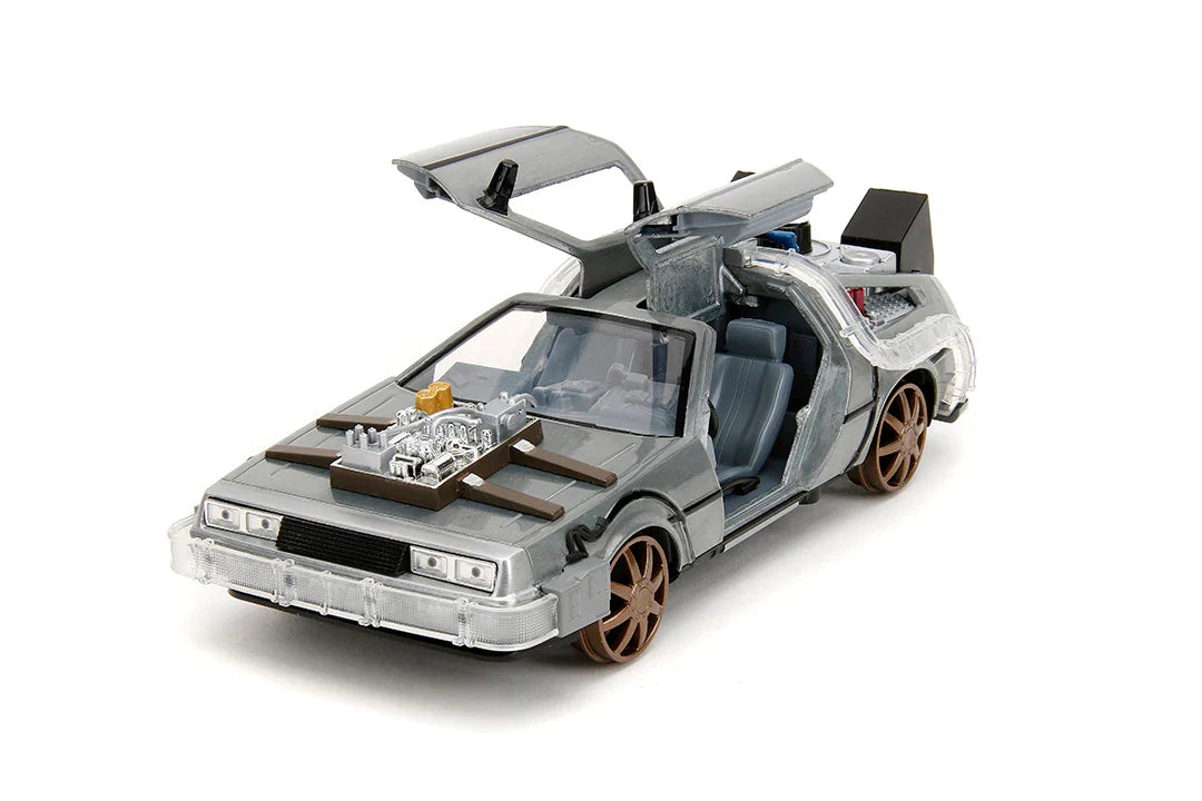 Back to the Future Part III (rail version) die-cast 1:24 scale 