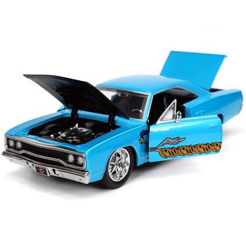 *Dent/Ding Packaging* - Looney Tunes Hollywood Rides 1970 Plymouth Road Runner 1:24 Scale Die-Cast Metal Vehicle with Wile E. Coyote Figure